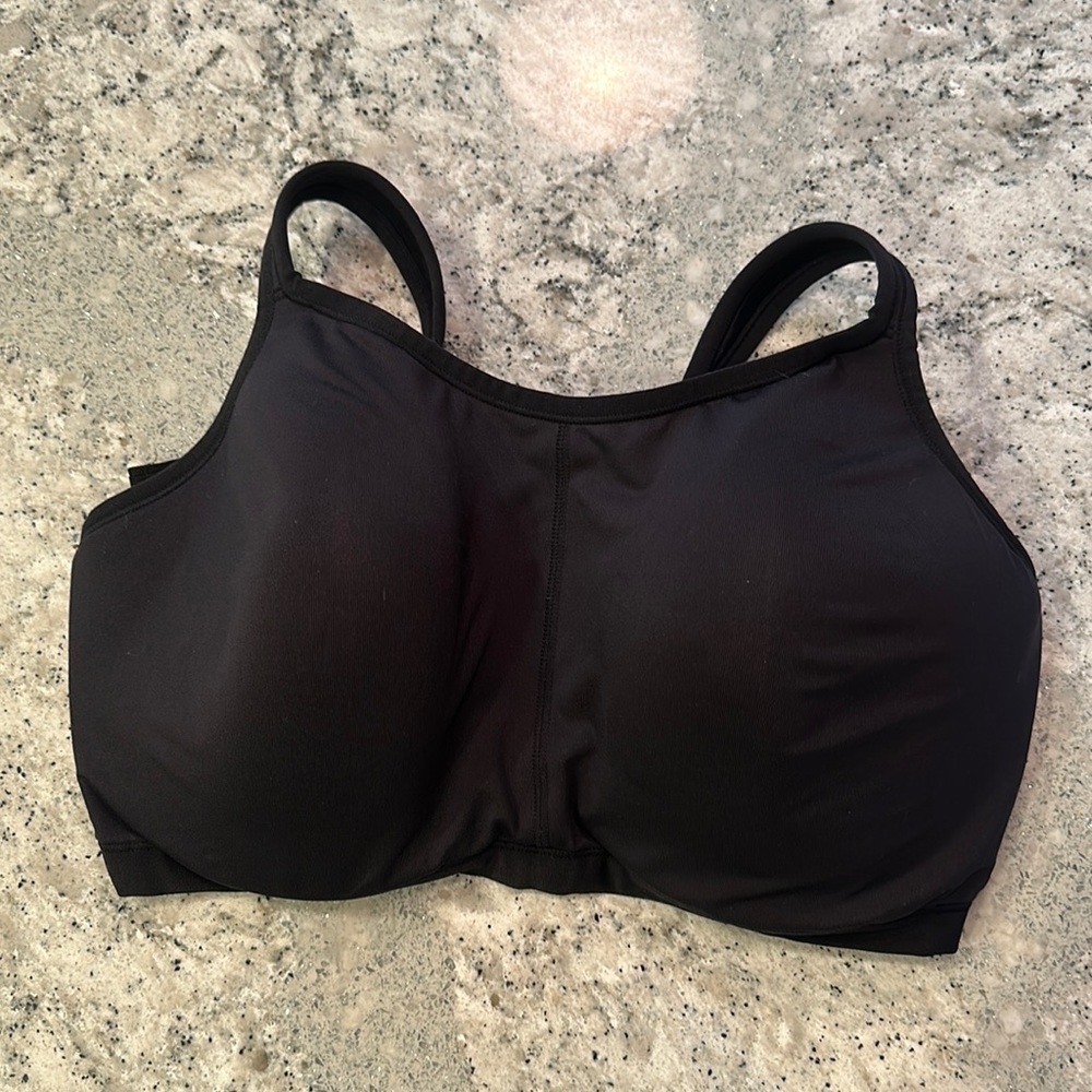 Natori Yogi Contour Convertible Sports Bra